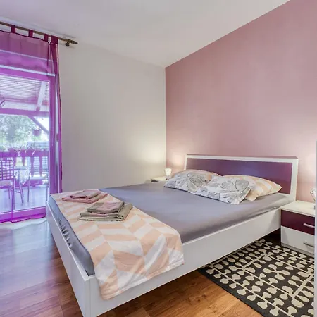 Radmila 1 By Interhome Silo (Krk)