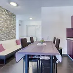 Radmila 1 By Interhome Appartement Šilo